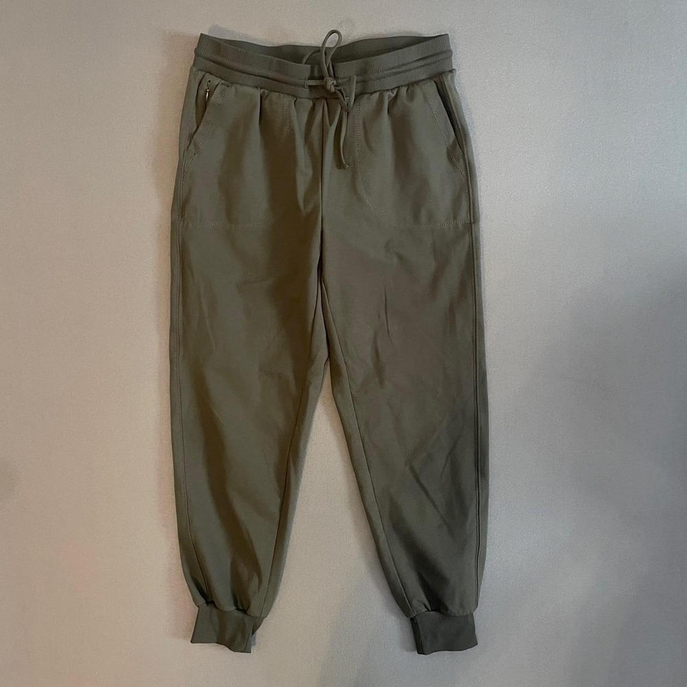 Rachel Zoe olive green joggers in size S